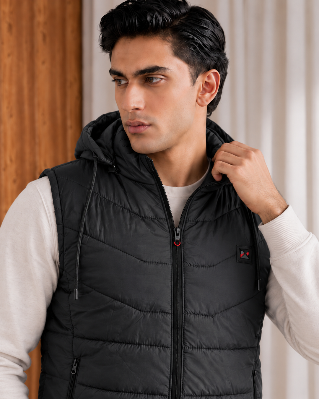 SLEEVLESS REMOVABLE & DETACHABLE JACKET-BLACK