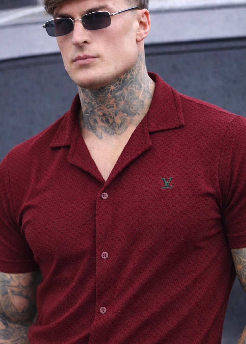 IMPORTED TEXTURE SAFARI SHIRT-MAROON