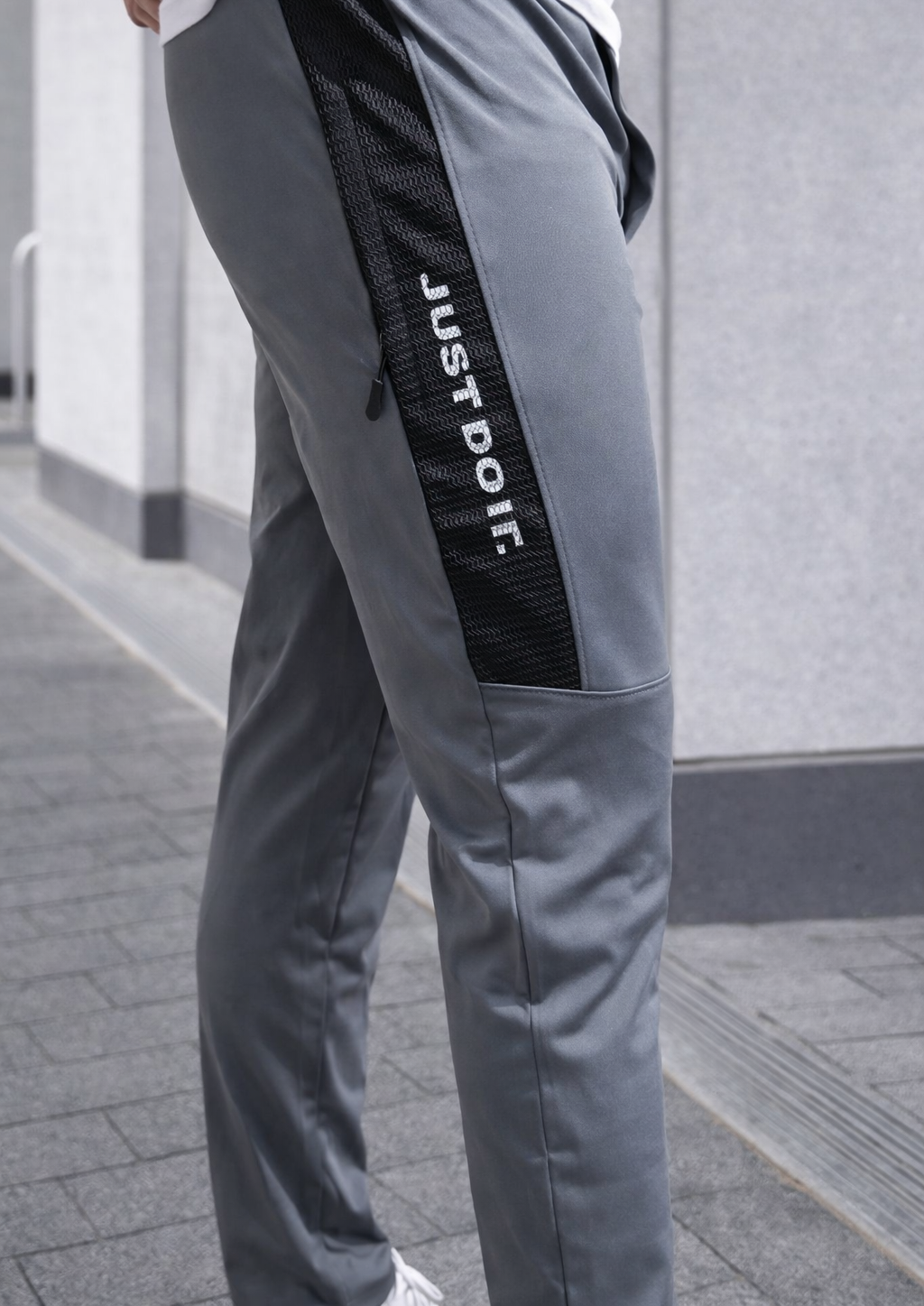 BOLD-LINE TROUSER-GRAY