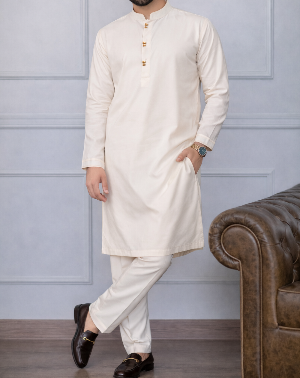 SIGNATURE LOYAL FOXI STITCHED SUIT-WHITE