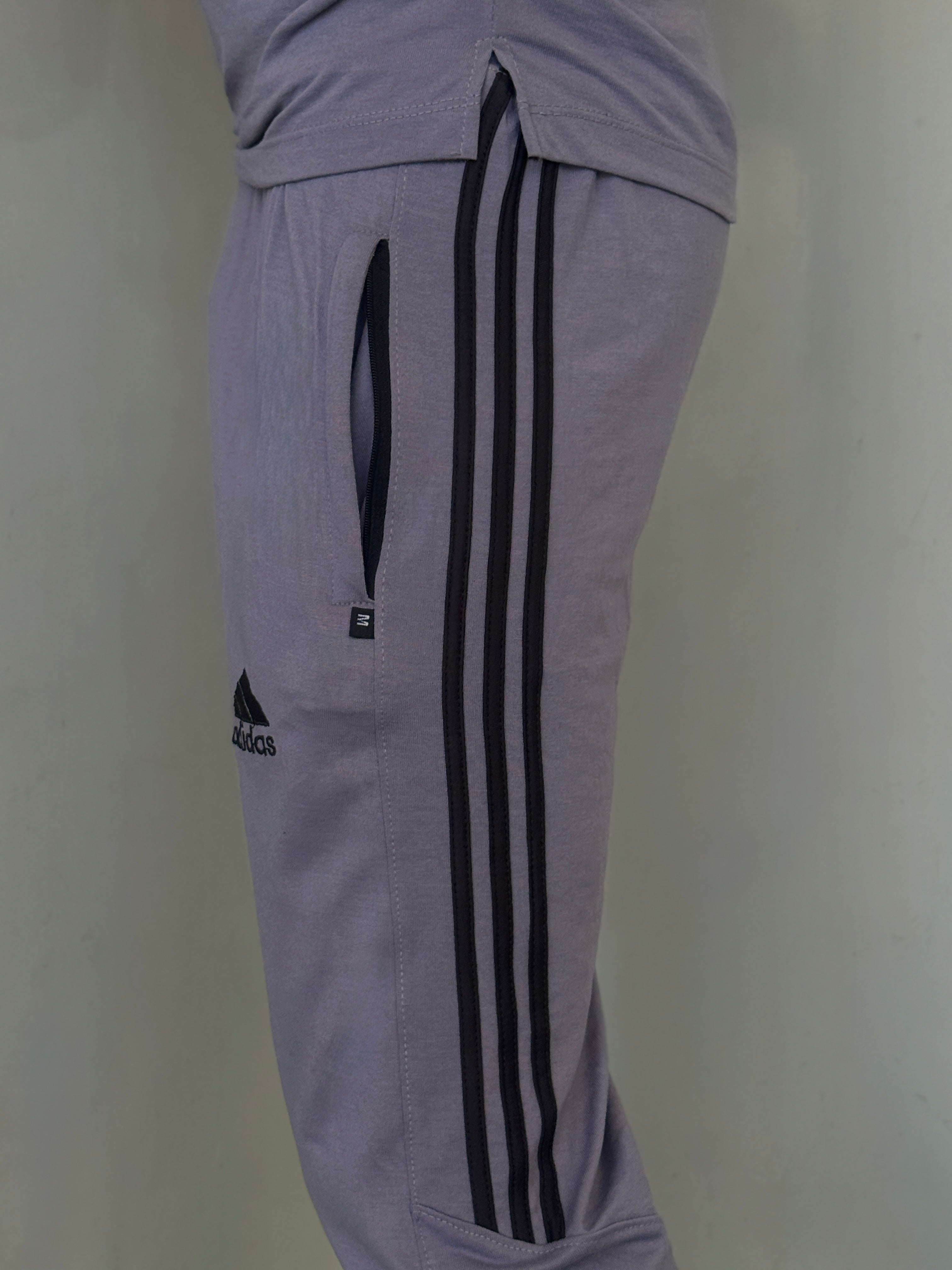 0020 Tracksuit energy:Endlessly comfortable-gray