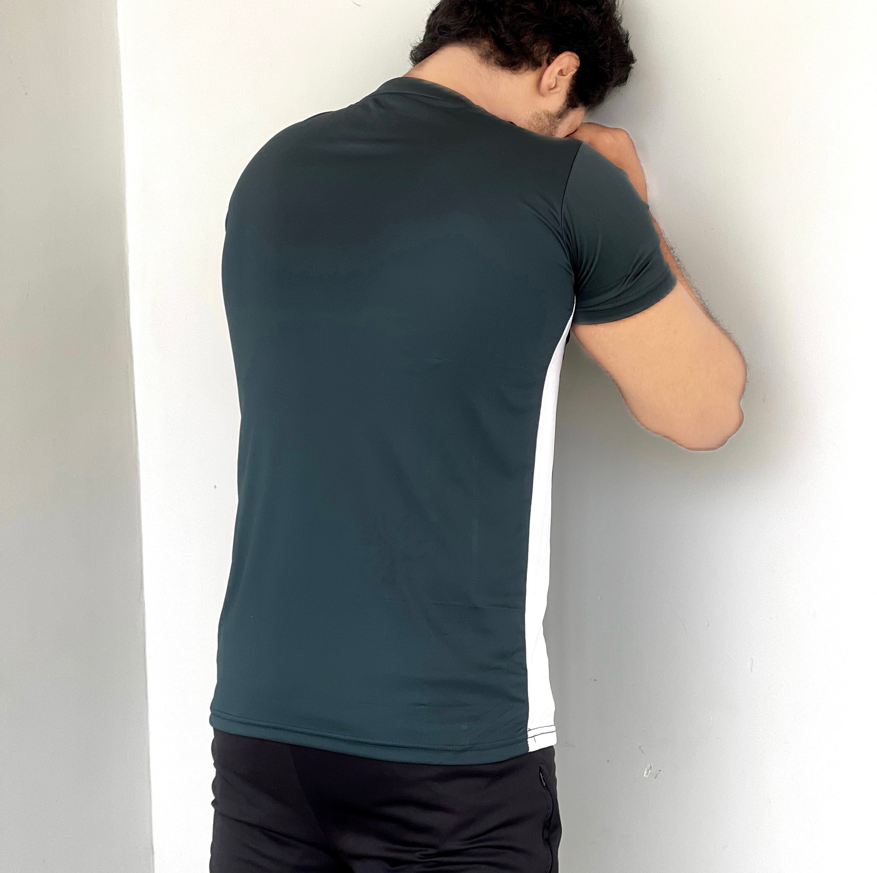 DYNA FLEX LYCRA T-SHIRT WITH COMFORTABLE AND QUICK DRYING FABRIC - OLIVE GREEN