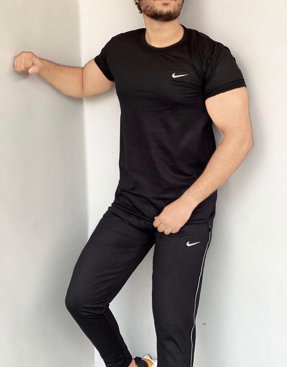 002 Flex Fit cotton Uniquely designed tracksuit - black