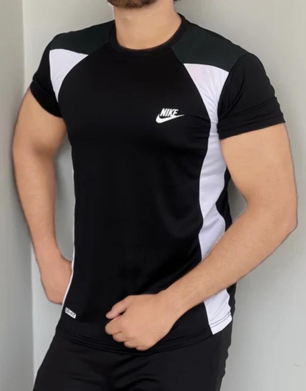 DYNA FLEX LYCRA T-SHIRT WITH COMFORTABLE AND QUICK DRYING FABRIC - BLACK